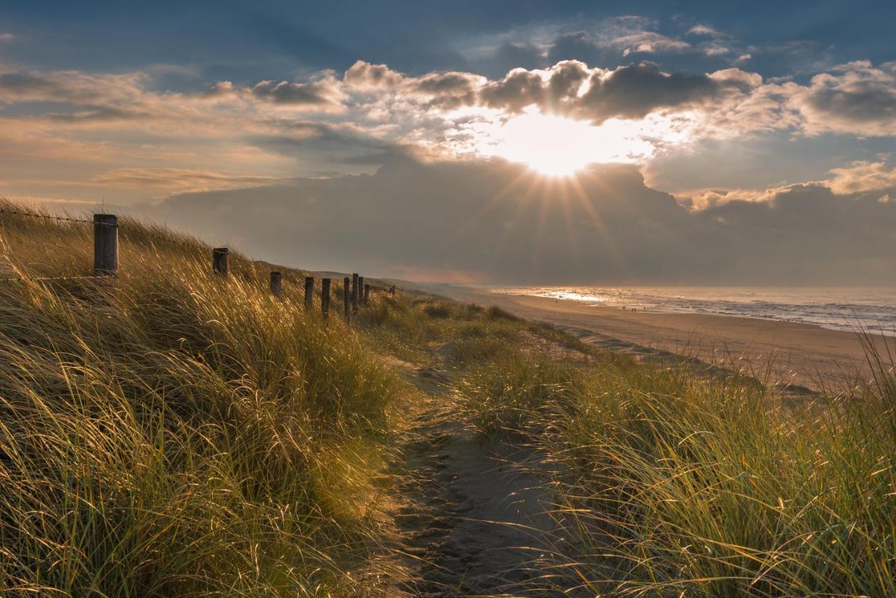 Hoekje aan Zee Katwijk aan Zee Buitenkant foto